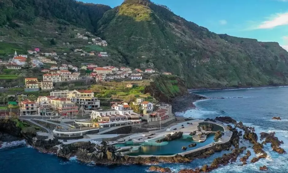 https://riel.estate/image/cache/catalog/blog/kupit-nedvigimost-v-madeire-vigodno/main_madeira-939x564.jpg