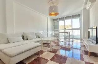 Продажа - Апартамент - Estepona, Испания