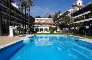 Продажа - Апартамент - Marbella, Испания