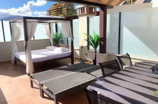 Продажа - Апартамент - Estepona, Испания