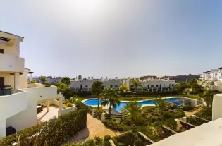 Продажа - Апартамент - Estepona, Испания