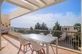 Продажа - Апартамент - Altos de los Monteros, Испания