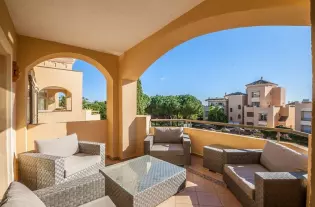 Продажа - Апартамент - Elviria, Испания