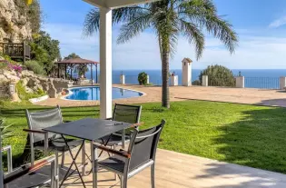 Продажа - Дом - Marbella, Испания