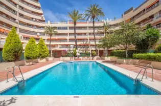 Продажа - Апартамент - Marbella, Испания