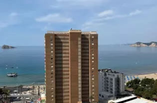 Апартаменты с видом на пляж в Бенидорме