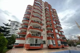 Стильные трехкомнатные мебелированные апартаменты в Турции, в Алании (Махмутлар)