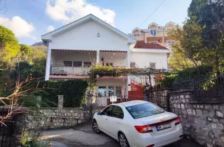 Дом в Шушани, Черногория, 160 м2