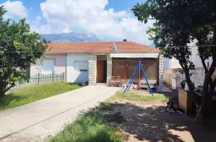 Дом в Баре, Черногория, 99 м2