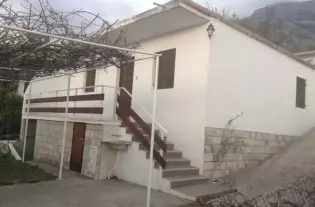 Дом в Сутоморе, Черногория, 74 м2