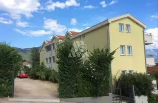 Квартира в Биеле, Черногория, 82 м2
