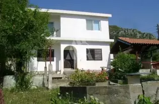 Дом в Сутоморе, Черногория, 100 м2