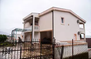 Дом в Баре, Черногория, 413 м2