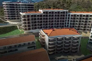 Апартамент в комплексе Анатолия с видом на горыБечичи,Будва
