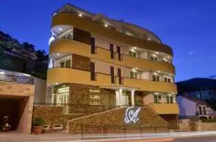 Отель, гостиница в Будве, Черногория, 607 м2