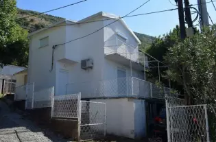 Коммерческая недвижимость в Сутоморе, Черногория, 133 м2