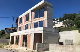 Дом в Тивате, Черногория, 257 м2