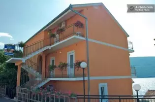 Отель, гостиница в Кумборе, Черногория, 378 м2