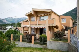 Дом в Баре, Черногория, 292 м2