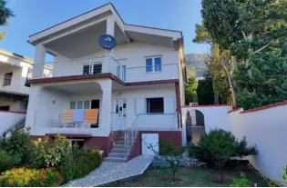 Дом в Сутоморе, Черногория, 195 м2
