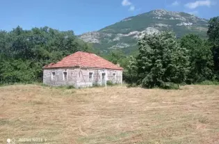 Дом в Рисане, Черногория, 65 м2