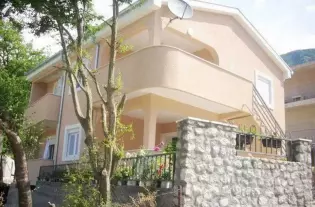 Дом в Сутоморе, Черногория, 214 м2