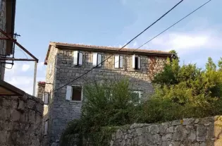 Дом в Радовичах, Черногория, 240 м2
