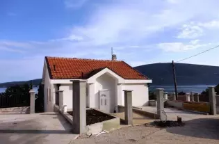 Дом в Баошичах, Черногория, 174 м2