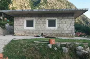 Дом в Рисане, Черногория, 90 м2