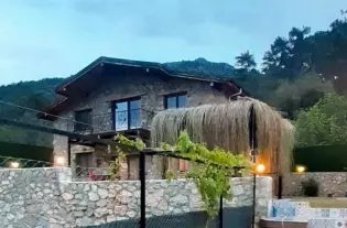 Каменный дом на продажу с видом на природу в Узюмлю, Фетхие