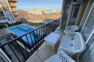Двухкомнатная квартира с видом на бассейн, Санни Вью Юг, Солнечный Берег