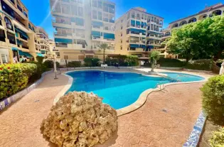 2 BEDROOM APARTMENT WITH SPACIOUS TERRACES + POOL 350m FROM THE BEACH