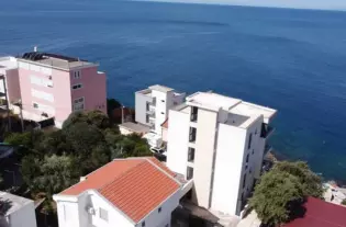 Вилла с тремя спальнями в Утехе