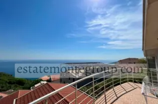 Дом с тремя спальнями в Сеоце