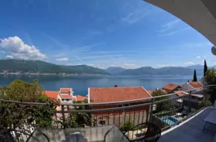 Дом с семью спальнями в Крашичи