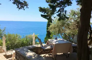 Квартира с двумя спальнями на Святом Стефане