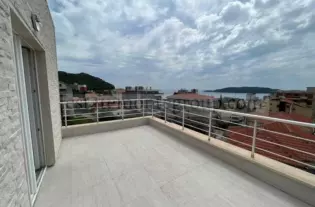 Квартира с одной спальней в Бечичи