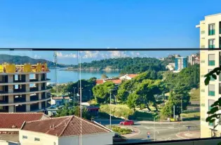 Квартира с двумя спальнями в Бечичи