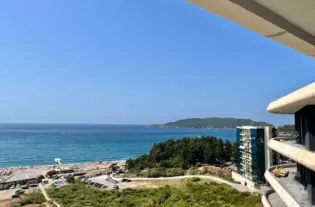 Квартира с двумя спальнями в Бечичи