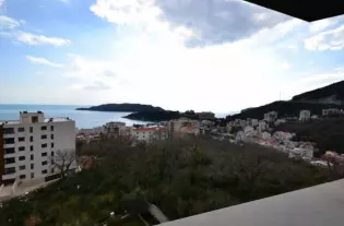 Квартира с одной спальней в Бечичи