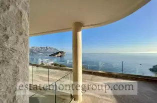 Квартира с одной спальней в Будве