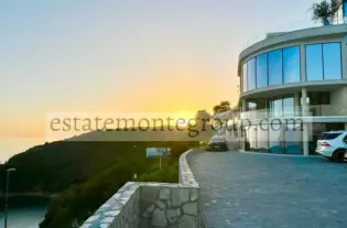 Квартира c одной спальней в Будве