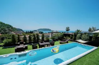 Новая квартира с двумя спальнями в Дубовице