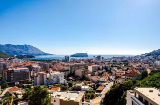 Новая квартира студия в Дубовице