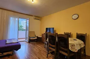 Квартира с двумя спальнями в Будве