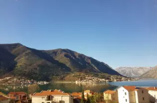 Квартиры в новом жилом комплексе класса люкс в Доброте