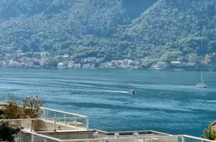 Квартира с одной спальней в Доброте