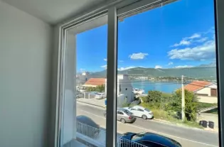 Квартира с тремя спальнями в Каменари