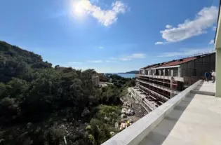 Квартира с двумя спальнями в Каменово