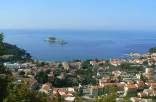 Квартира с одной спальней в Петроваце